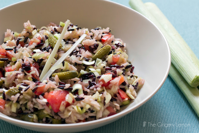 Тай оризова салата с праз и домати